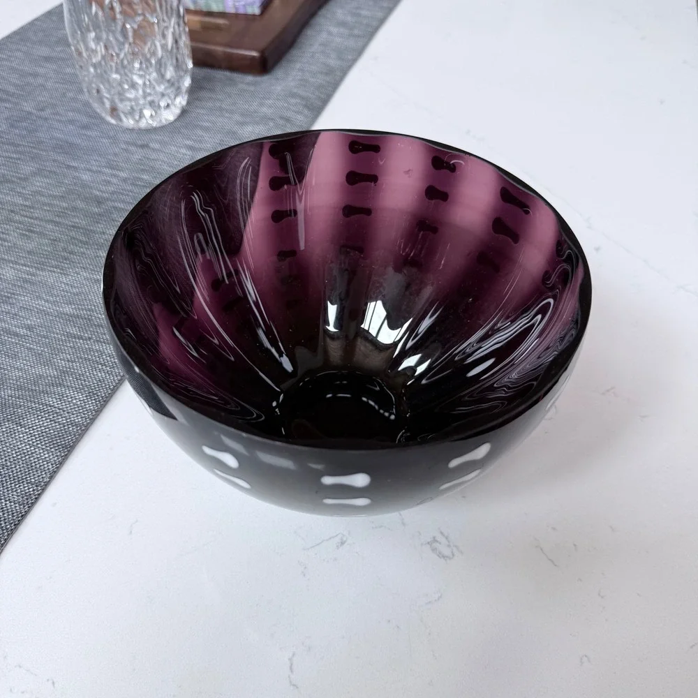Mid-Century Style Amethyst Art Glass Bowl - Polished Base White‎ Dashes Motif